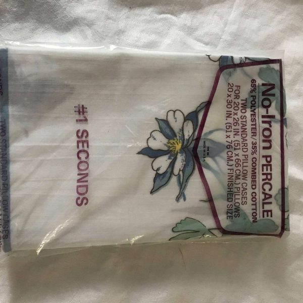 Vintage Pillowcase Pair Blue floral No Iron percale cottage shabby chic cabin collectible Standard size Mod New in Package USA