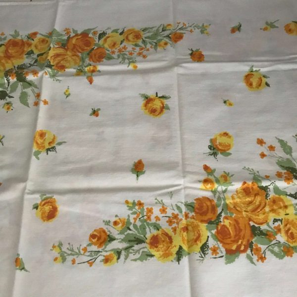 Vintage Pillowcase Pair Cannon 100% cotton bright yellow flowers both sides bedroom bed and breakfast collectible linens farmhouse display