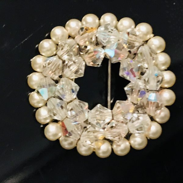 Vintage Pin Brooch wreath style austrian crystals surrounded by pearls fine costume jewelry collectible display sweater dress lapel