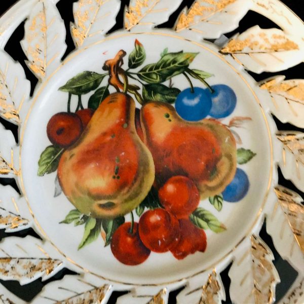 Vintage Plate reticulated edge Bright Colored Fruit Pattern gold trimmed leaves edge farmhouse wall decor display cottage kitchen