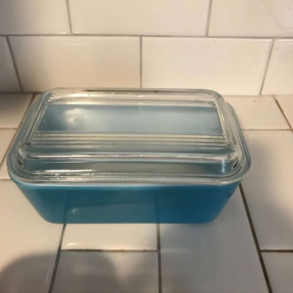 Vintage Pyrex refrigerator containers storage glass lids aqua and red 2 sizes farmhouse cottage collectible display kitchen retro storage