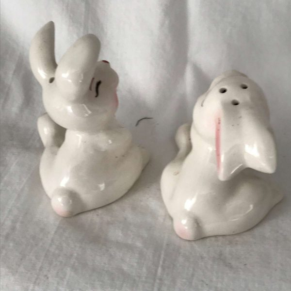 Vintage Rabbit Bunny Salt & Pepper Shakers Retro Kitchen White and Pink farmhouse collectible display smiling faces detailed RARE
