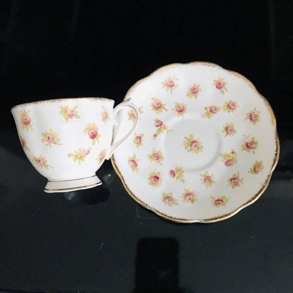 Vintage Royal Albert Tea cup and saucer Rose CHINTZ England Fine bone china gold trim farmhouse collectible display dining serving