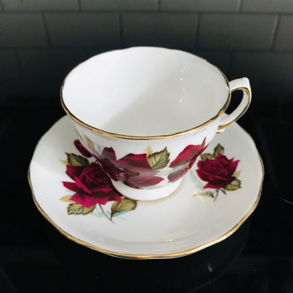 Vintage Royal Vale Tea cup and saucer England Fine bone china Dark Red Roses gold trim farmhouse collectible display cottage shabby chic