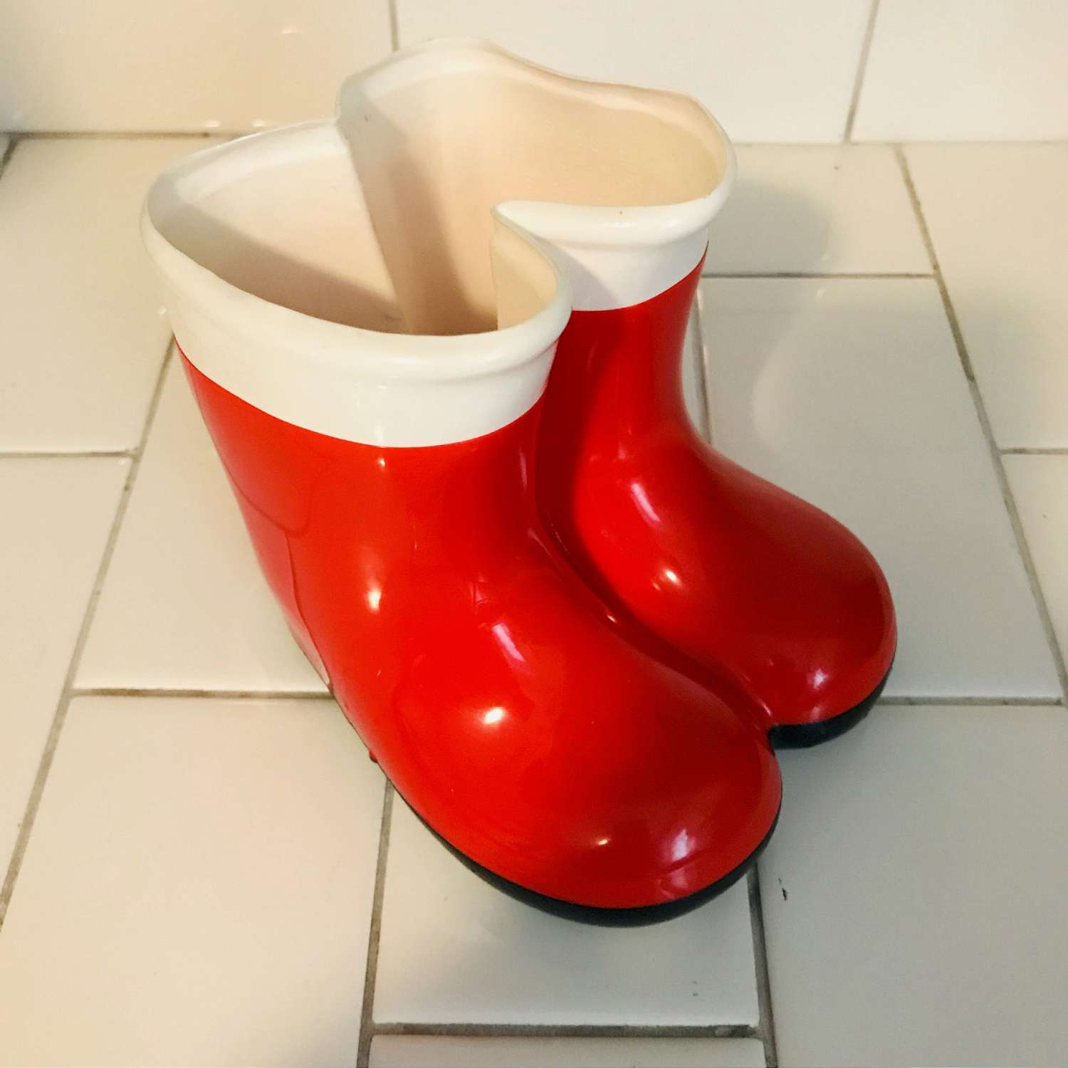 Large Red Santa Boots Christmas Decoration – Starlolly