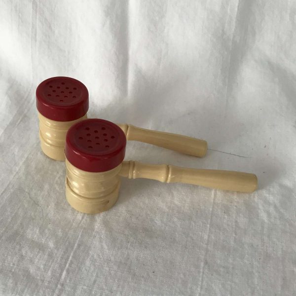 Vintage Salt & Pepper Shakers Gavels Red tops ivory bottoms celluloid Retro Kitchen collectible display judge lawyer court room