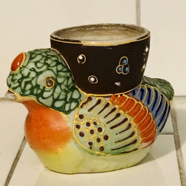 Vintage Satsuma Japan Egg Cup chicken  collectible bed and breakfast display bedroom