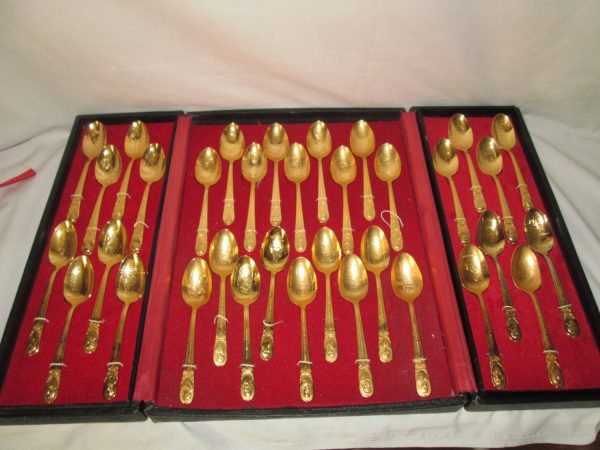 Vintage set of Presidential Gold Washed Spoons Commemorative Collection
