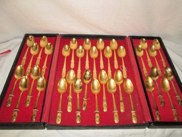 Vintage set of Presidential Gold Washed Spoons Commemorative Collection