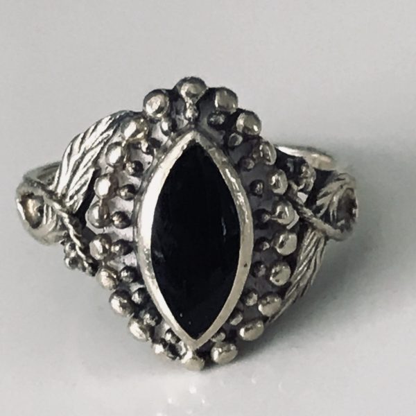 Vintage Sterling Silver and Onyx Marquis shaped Center stone ornate band Statement Ring collectible .925 Jewelry size 6