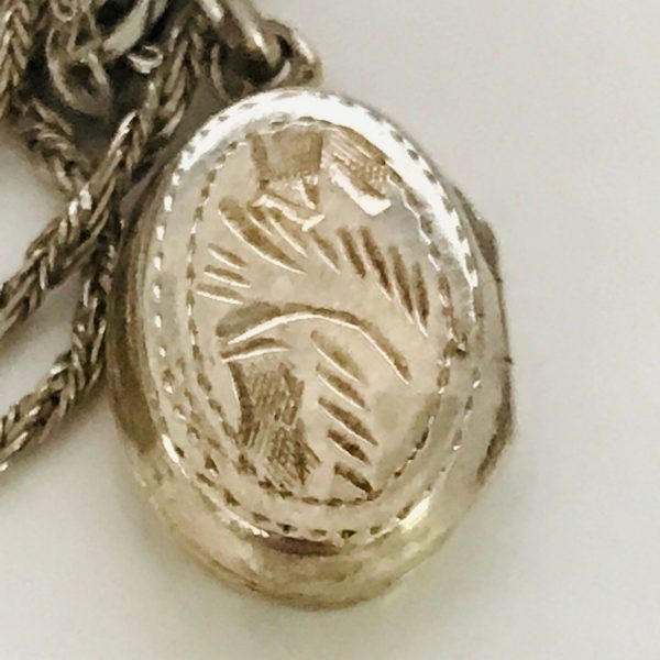 Vintage Sterling Silver Etched Oval Locket Pendant drop necklace with sterling Rope chain Ornate detail 6.47 grams 18" chain