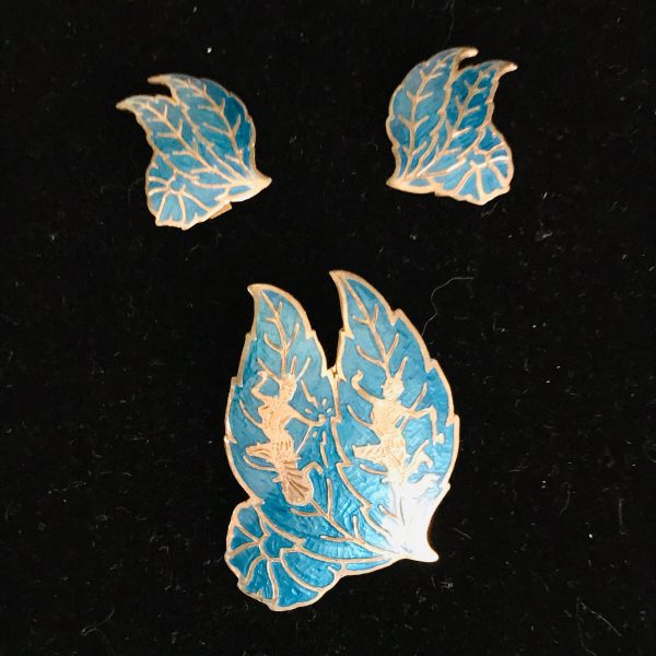 Vintage Sterling Silver Jewelry Set Clip Earrings & Brooch Siam Blue enameled front sterling collectible jewelry marked Sterling 20.3 grams