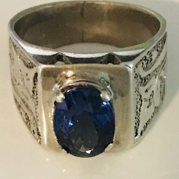 Vintage Sterling Silver Men's Ring Faceted Amethyst hand made ornate band deep purple/blue collectible .925 Jewelry size 11