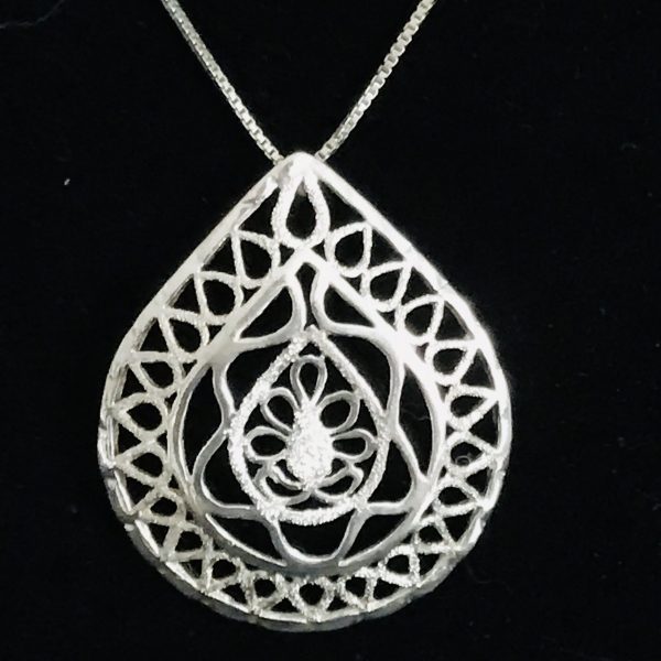 Vintage Sterling Silver Pendant necklace with 20" sterling chain with recitulated lace pattern drop Tear drop shape Ornate .925