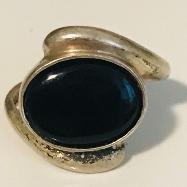 Vintage Sterling Silver Ring Black Onyx Oval Stone Statement Ring  .925 Jewelry size 5