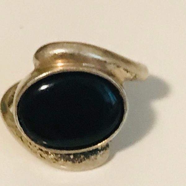 Vintage Sterling Silver Ring Black Onyx Oval Stone Statement Ring  .925 Jewelry size 5