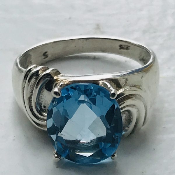 Vintage Sterling Silver Ring Faceted Aquamarine ornate band Evening clubbing special event collectible .925 Jewelry size 8 cushion stone