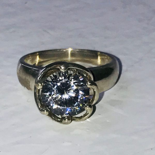 Vintage Sterling Silver Ring Faceted Large Cubic Zircon Round flower shape band Evening special event collectible .925 Jewelry size 5