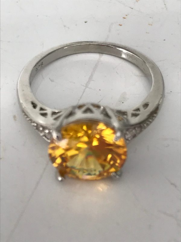 Vintage Sterling Silver Ring Round Faceted Topaz clubbing  .925 Jewelry size 7 1/2 collectible Stunning Basket setting band