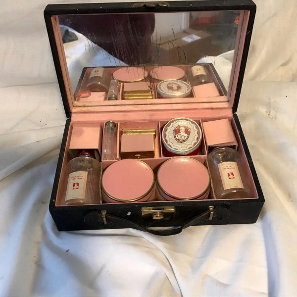 Vintage Train Travel Case Overnight Cosmetic Bag Leather Suitcase glass bottles trimmed pink inside DuBarry Make up Bottles Leather Case