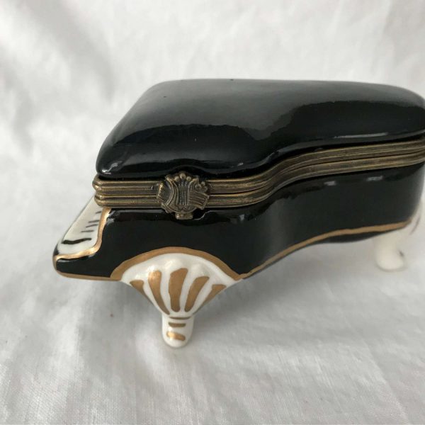 Vintage Trinket box Piano Black baby grand with Lyre clasp top white lined rings jewelry collectible display figurine