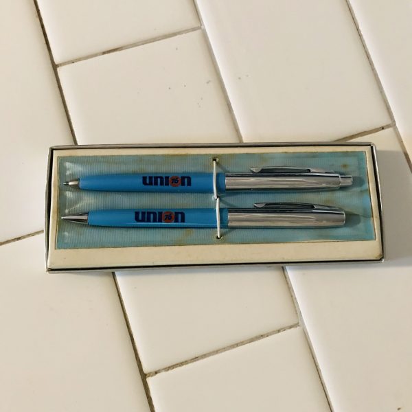 Vintage Union 76 Service Gas Station Pen & Pencil set USA Perry New Old Stock Gas station advertising aqua and silver