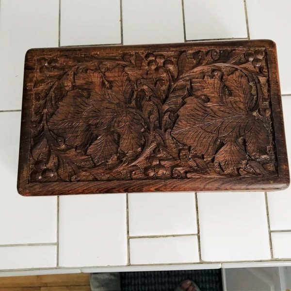 Vintage Wooden Box Ornate Carving Leaf and vine with grass pattern jewelry storage farmhouse cottage collectible display lined box