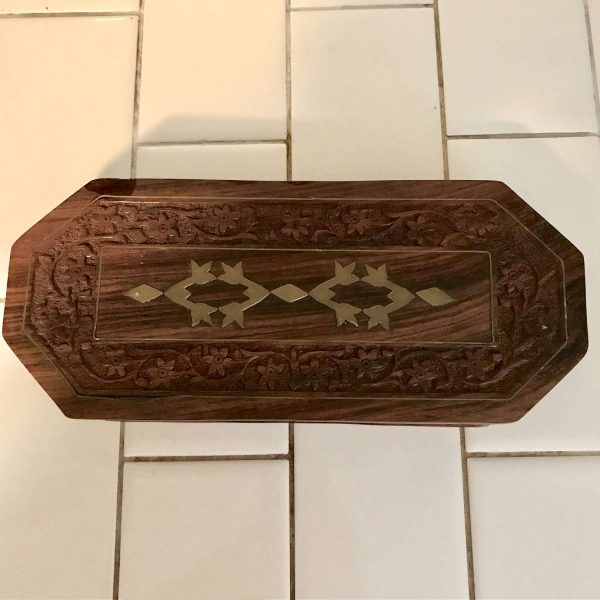 Vintage wooden carved storage box with brass inlay carved floral pattern display remote control storage office desktop jewelry trinkets