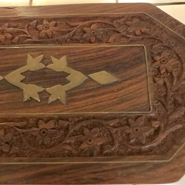 Vintage wooden carved storage box with brass inlay carved floral pattern display remote control storage office desktop jewelry trinkets