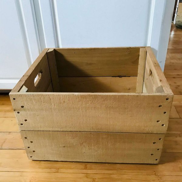 Vintage Wooden Crate Full size double handle large sturdy reinforced corners display storage farmhouse collectible garage storage man cave