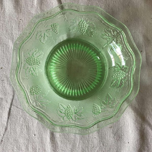 Vintage Woolworth Green Depression glass Bowl Grapes and vines scalloped rim Uranium  glass farmhouse collectible display
