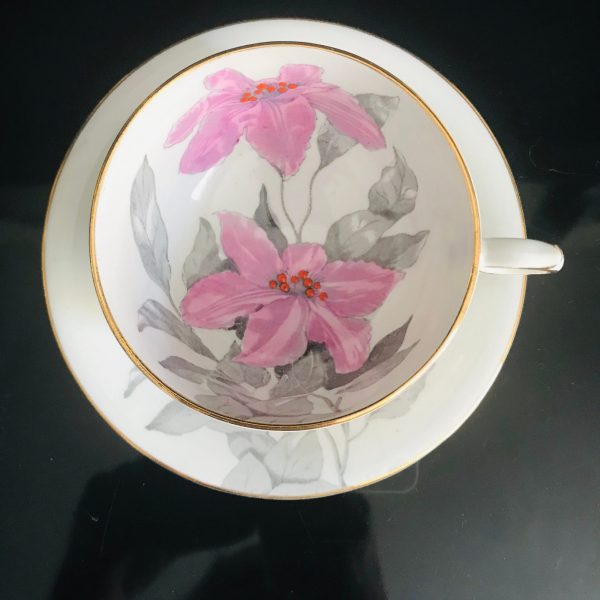 Windsor tea cup and saucer England Fine bone china Pink & Orange Trillium with gray leaves gold trim farmhouse collectible display coffee