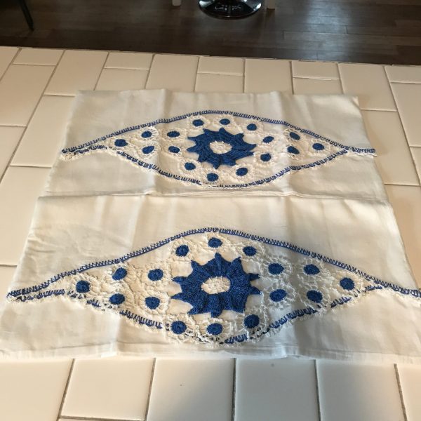 Beautiful Heavy Crochet Pillowcase pair Cotton royal blue floral with white heavy trim 17" x 32" White Raised blue flowers