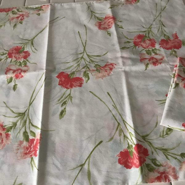 Beautiful Vintage Pillowcase pair Cotton printed floral coral colored carnations collectible display bed and breakfast farmhouse
