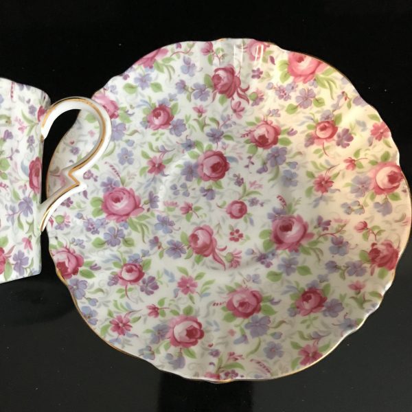 Royal Standard Tea cup and saucer England Fine bone china Chintz pink cabbage rose farmhouse collectible display coffee