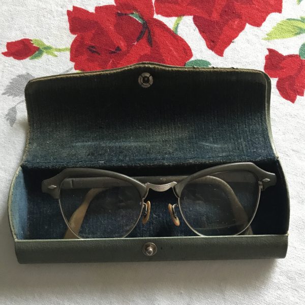 Vintage eyeglasses right out of the 1950's movie theater prop collectible display office diner mid century atomic hipster mod