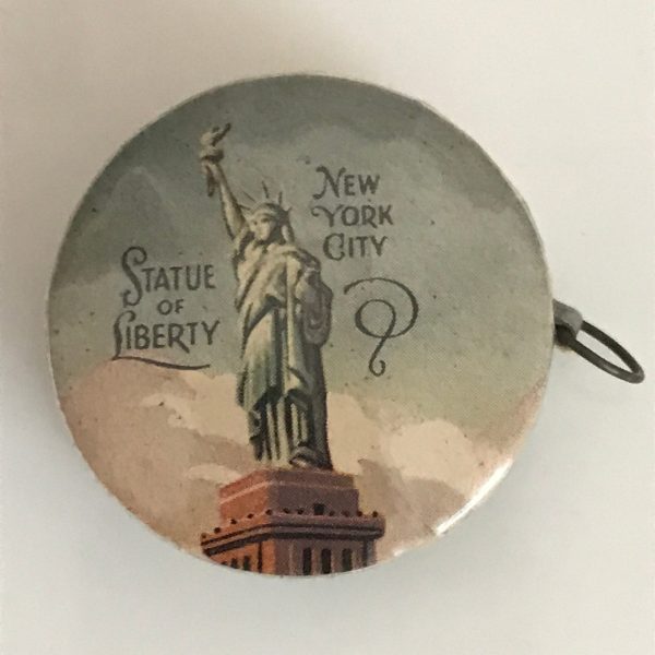 Vintage Sewing Notions 1940's Souvenir Statue of Liberty Rockefeller center New York collectible display metal Japan