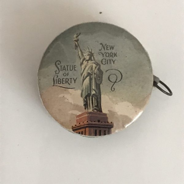 Vintage Sewing Notions 1940's Souvenir Statue of Liberty Rockefeller center New York collectible display metal Japan