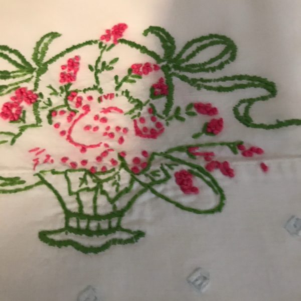 Pillowcase Single Vintage Stunning No Iron Percale Standard Size embroidered flower basket very soft bed and breakfast guest room cottage
