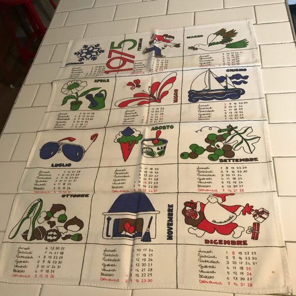 Vintage 1975 Colorful Kitchen towel 18"x 28"  made in Italy Full Calendar towel Cotton collectible displayred brown blue white Calendar