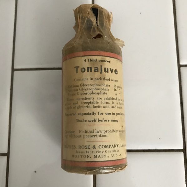 Vintage Tonajuve Davis Rose & Co. Boston, Mass. Pharmacy Apothecary bottle jar Medical  Doctor Medicine bottle collectible display
