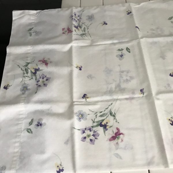 Pillowcase Single Vintage cotton heavy printed floral Pansies purple yellow blue Standard Size USA farmhouse bed and breakfast guest room
