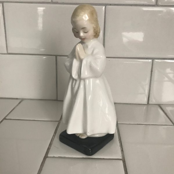 Royal Doulton BEDTIME Praying Girl Figurine in White Night Gown HN 1978 collectible display fine bone china England farmhouse cottage