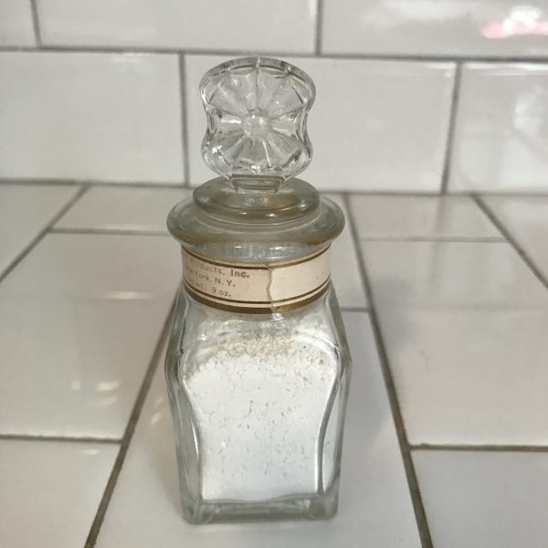 Vintage clear glass powder bottle with glass stopper Lavender Sachet powder collectible farmhouse display bedroom bathroom figurine