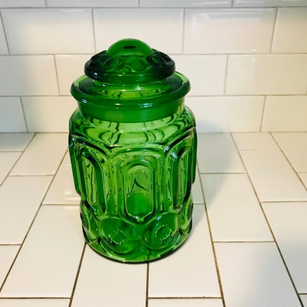 Vintage Medium Apothercary Jar Canister cookie jar Storage moon and stars ground glass lid farmhouse candy display collectible emerald green