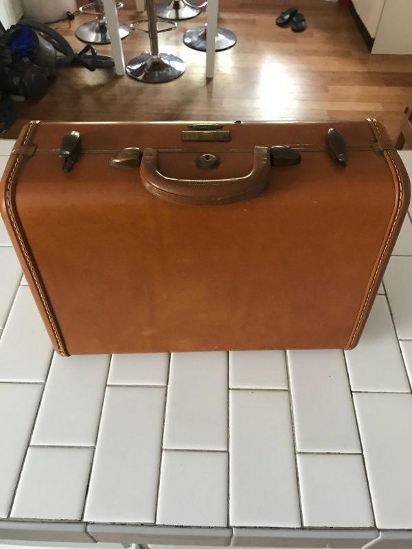Vintage Suitcase Small Carry on Samsonite Collectible Luggage display storage travel 1930's Overnight bag camel color beige VERY CLEAN