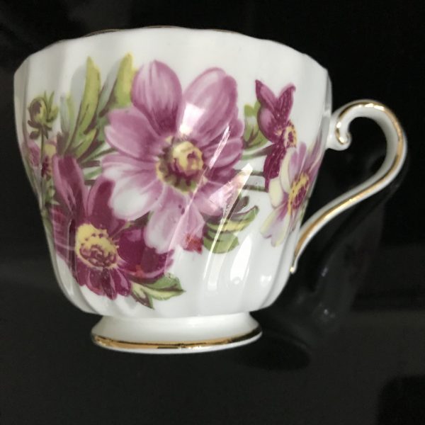 Aynsley Tea Cup and Saucer bold light & dark pink Cosmos flowers gold trim Fine bone china England Collectible Display Farmhouse