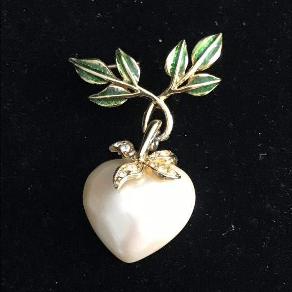 Beautiful Brooch Pin Vintage enameled leaves large faux pearl dangle heart Joan Rivers sweater pin gold tone metal tiny crystals