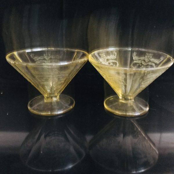 Depression glass Yellow pedestal bowls fruit sherbet dishes farmhouse collectible display cottage shabby chic