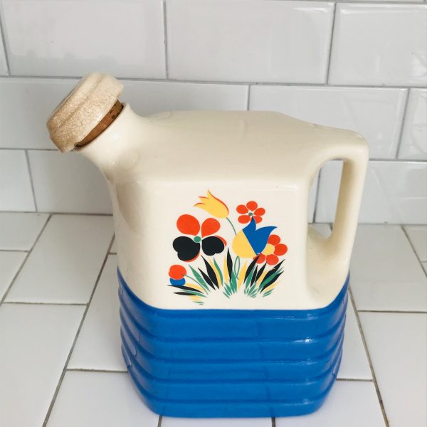 Fantastic Disc Pitcher Water Iced Tea Pottery Universal Potteries USA Periwinkle blue ribbed bottom farmhouse cottage Kitchen